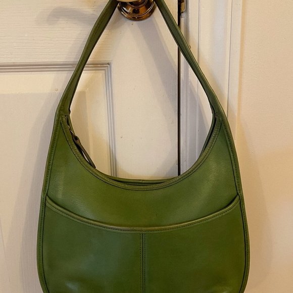 Coach Handbags - Vintage Coach 9033 Ergo Hobo Bag in Green Leather – hard to find!